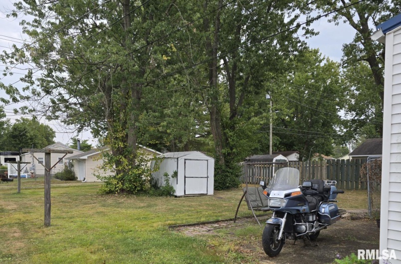 505 2ND Street, Marion, Illinois 62959, 2 Bedrooms Bedrooms, 0 ,1 BathroomBathrooms,Residential,For Sale,2ND,0,RMAEB459710