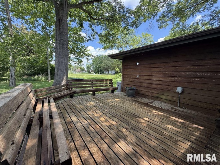 101 KIM Street, DeSoto, Illinois 62924, 3 Bedrooms Bedrooms, 0 ,1 BathroomBathrooms,Residential,For Sale,KIM,0,RMAQC4266033