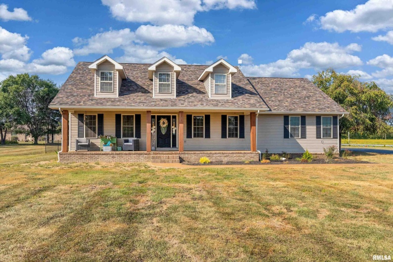 1710 Broeking Road, Marion, Illinois 62959, 3 Bedrooms Bedrooms, 0 ,2 BathroomsBathrooms,Residential,For Sale,Broeking,0,RMAEB459707