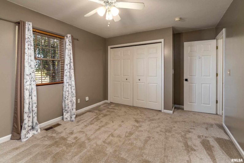 1710 Broeking Road, Marion, Illinois 62959, 3 Bedrooms Bedrooms, 0 ,2 BathroomsBathrooms,Residential,For Sale,Broeking,0,RMAEB459707