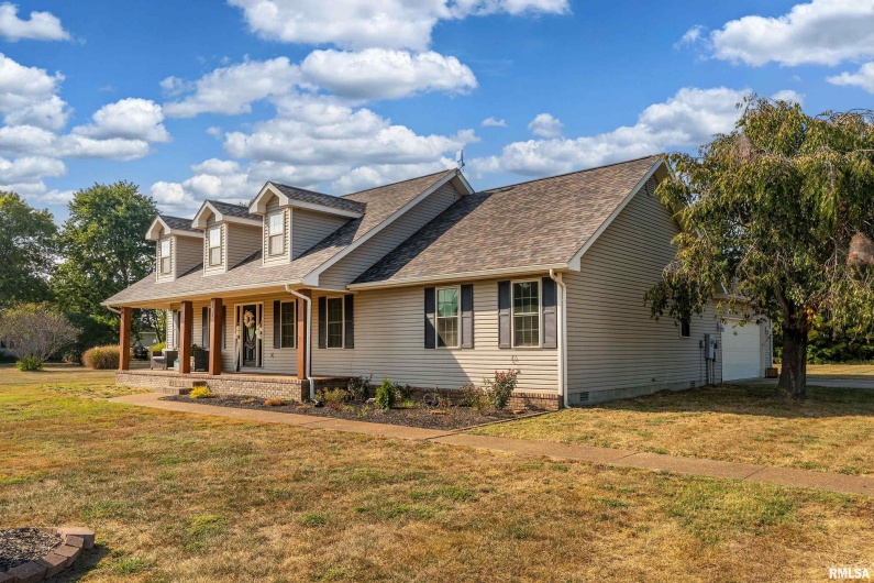 1710 Broeking Road, Marion, Illinois 62959, 3 Bedrooms Bedrooms, 0 ,2 BathroomsBathrooms,Residential,For Sale,Broeking,0,RMAEB459707