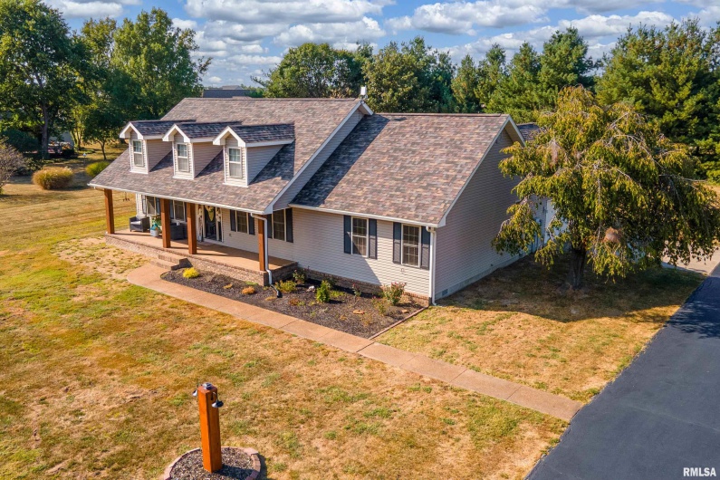 1710 Broeking Road, Marion, Illinois 62959, 3 Bedrooms Bedrooms, 0 ,2 BathroomsBathrooms,Residential,For Sale,Broeking,0,RMAEB459707