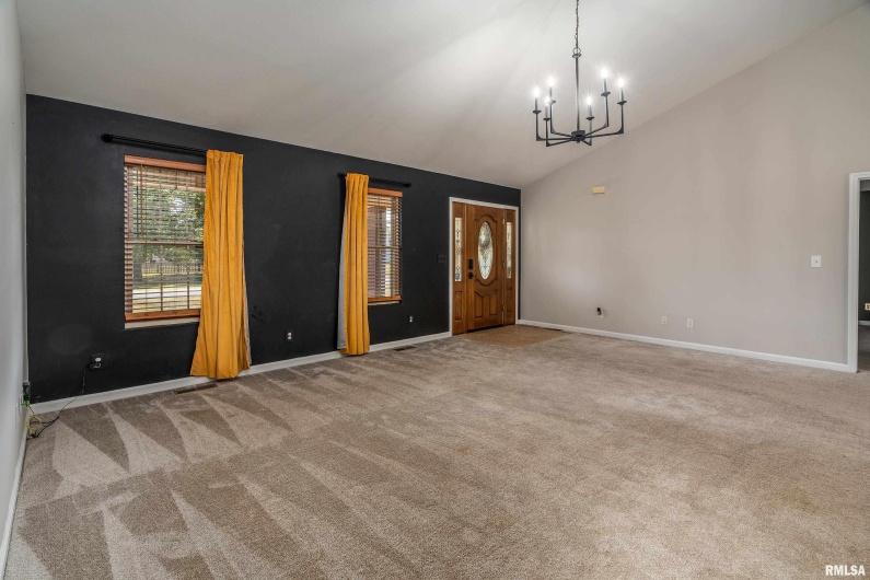 1710 Broeking Road, Marion, Illinois 62959, 3 Bedrooms Bedrooms, 0 ,2 BathroomsBathrooms,Residential,For Sale,Broeking,0,RMAEB459707