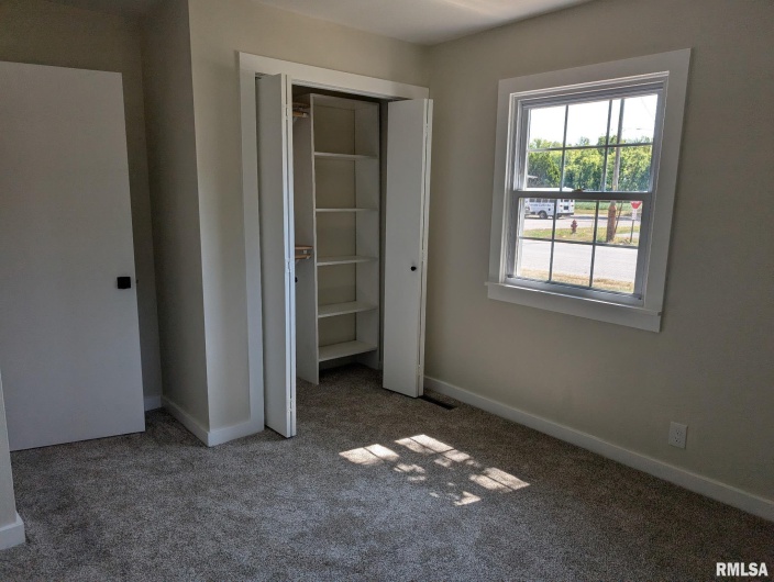 515 5TH Street, Elkville, Illinois 62932, 2 Bedrooms Bedrooms, 0 ,1 BathroomBathrooms,Residential,For Sale,5TH,0,RMAEB459729