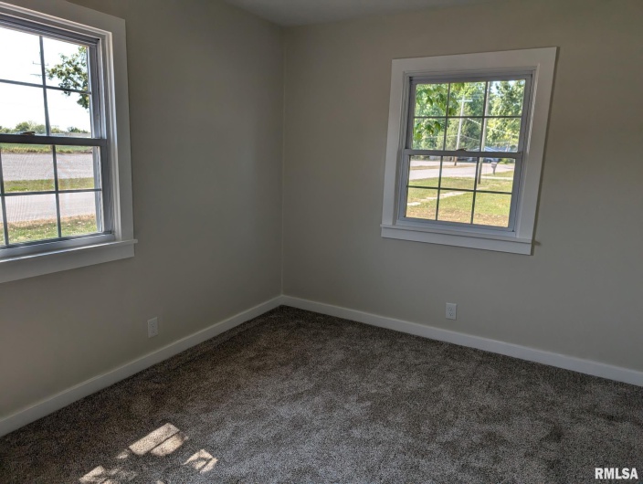 515 5TH Street, Elkville, Illinois 62932, 2 Bedrooms Bedrooms, 0 ,1 BathroomBathrooms,Residential,For Sale,5TH,0,RMAEB459729