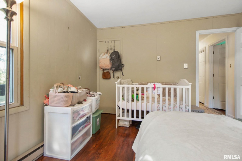 16042 Ralls Grove Road, Creal Springs, Illinois 62922, 4 Bedrooms Bedrooms, 0 ,1 BathroomBathrooms,Residential,For Sale,Ralls Grove,0,RMAQC4267356