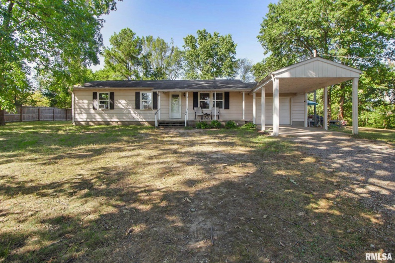 16042 Ralls Grove Road, Creal Springs, Illinois 62922, 4 Bedrooms Bedrooms, 0 ,1 BathroomBathrooms,Residential,For Sale,Ralls Grove,0,RMAQC4267356