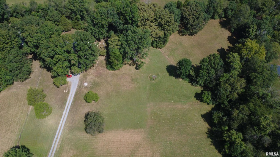 16042 Ralls Grove Road, Creal Springs, Illinois 62922, 4 Bedrooms Bedrooms, 0 ,1 BathroomBathrooms,Residential,For Sale,Ralls Grove,0,RMAQC4267356