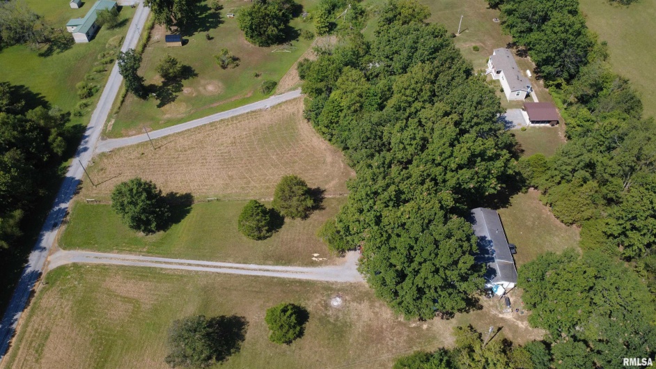 16042 Ralls Grove Road, Creal Springs, Illinois 62922, 4 Bedrooms Bedrooms, 0 ,1 BathroomBathrooms,Residential,For Sale,Ralls Grove,0,RMAQC4267356