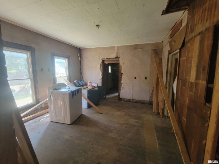 600 25TH Street, Herrin, Illinois 62948, 2 Bedrooms Bedrooms, 0 ,1 BathroomBathrooms,Residential,For Sale,25TH,0,RMAEB459732