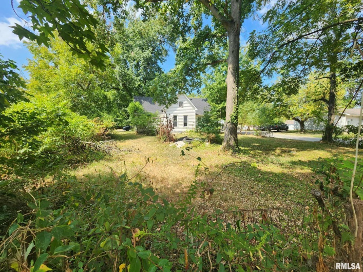 600 25TH Street, Herrin, Illinois 62948, 2 Bedrooms Bedrooms, 0 ,1 BathroomBathrooms,Residential,For Sale,25TH,0,RMAEB459732