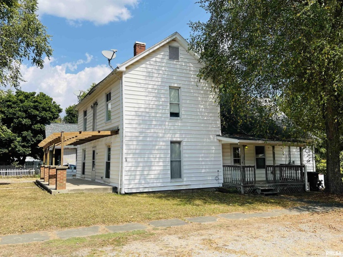 208 CALHOUN Street, Equality, Illinois 62934, 3 Bedrooms Bedrooms, 0 ,2 BathroomsBathrooms,Residential,For Sale,CALHOUN,0,RMAEB459735