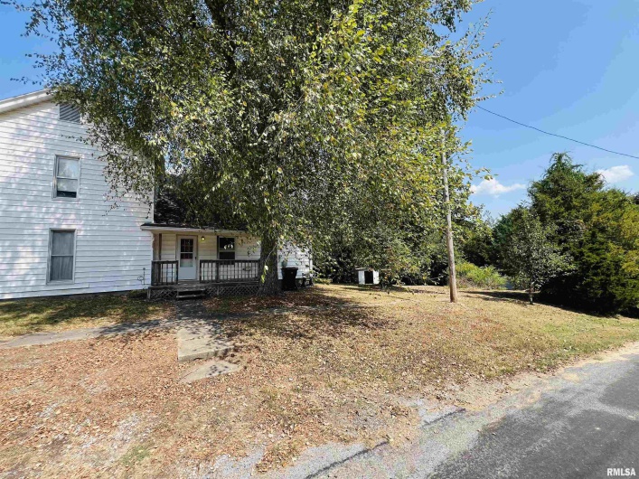 208 CALHOUN Street, Equality, Illinois 62934, 3 Bedrooms Bedrooms, 0 ,2 BathroomsBathrooms,Residential,For Sale,CALHOUN,0,RMAEB459735