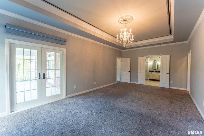 306 ARBOR Drive, Carterville, Illinois 62918, 4 Bedrooms Bedrooms, 0 ,2 BathroomsBathrooms,Residential,For Sale,ARBOR,0,RMAEB459720