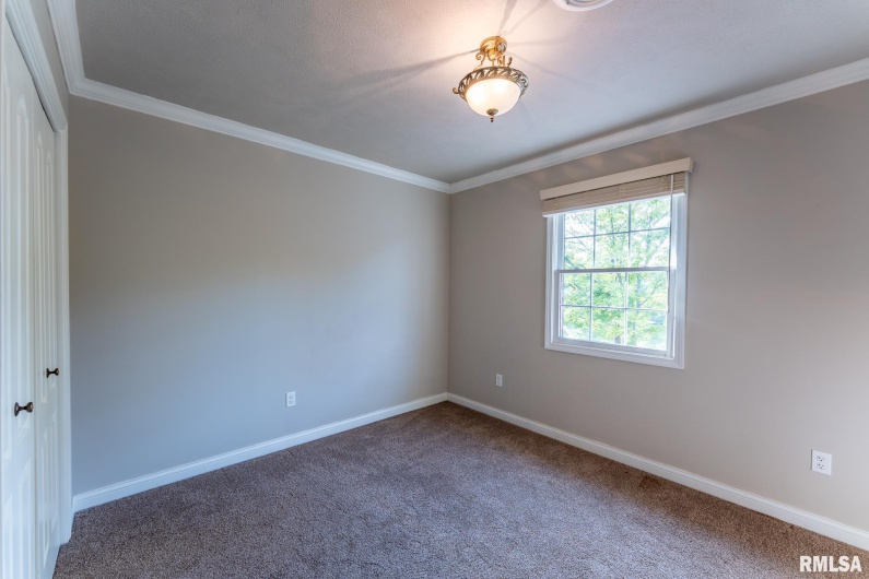 306 ARBOR Drive, Carterville, Illinois 62918, 4 Bedrooms Bedrooms, 0 ,2 BathroomsBathrooms,Residential,For Sale,ARBOR,0,RMAEB459720