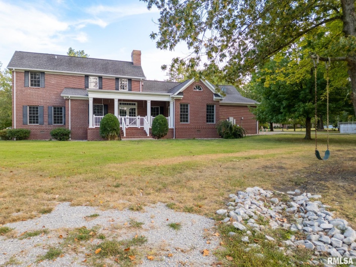 306 ARBOR Drive, Carterville, Illinois 62918, 4 Bedrooms Bedrooms, 0 ,2 BathroomsBathrooms,Residential,For Sale,ARBOR,0,RMAEB459720