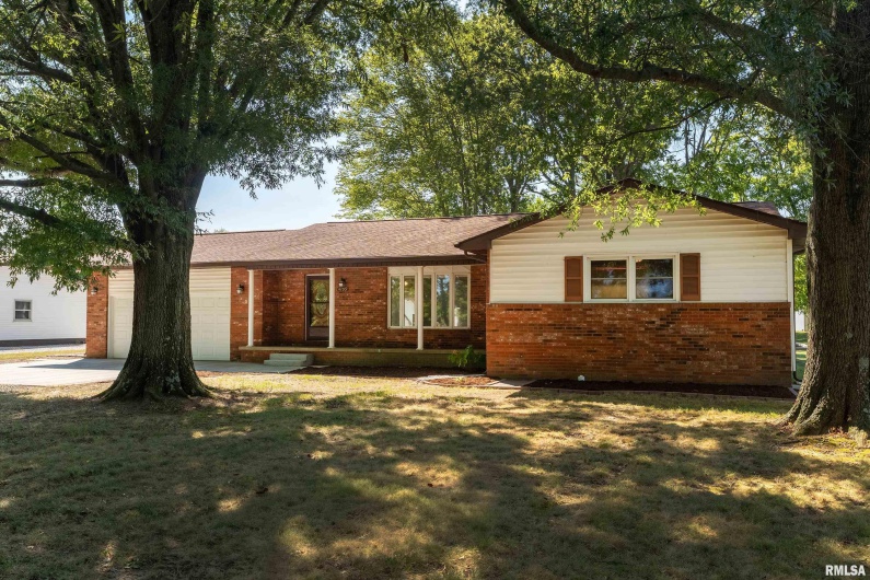 4799 Route 37 Route, Marion, Illinois 62959, 3 Bedrooms Bedrooms, 0 ,2 BathroomsBathrooms,Residential,For Sale,Route 37,0,RMAEB459721