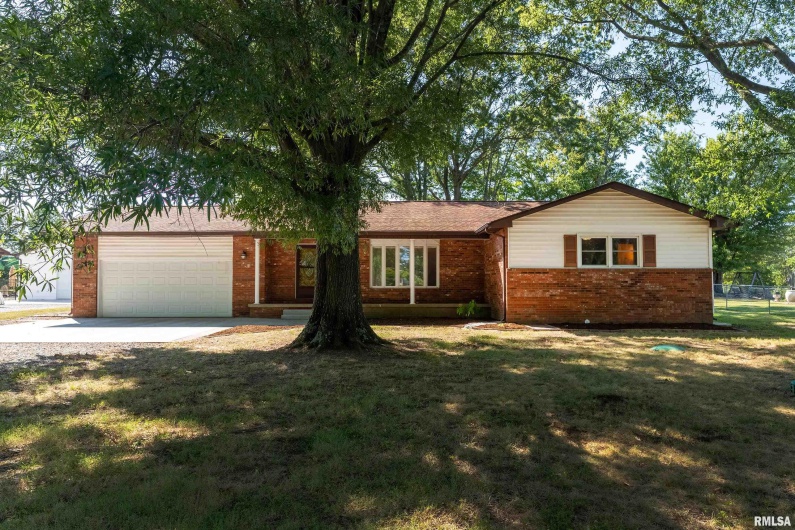 4799 Route 37 Route, Marion, Illinois 62959, 3 Bedrooms Bedrooms, 0 ,2 BathroomsBathrooms,Residential,For Sale,Route 37,0,RMAEB459721