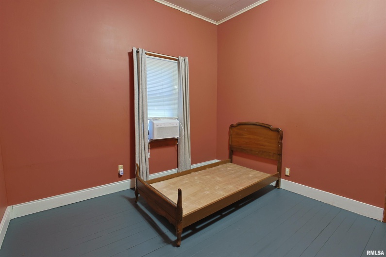 1020 16TH Street, Herrin, Illinois 62948, 2 Bedrooms Bedrooms, 0 ,1 BathroomBathrooms,Residential,For Sale,16TH,0,RMAEB459722