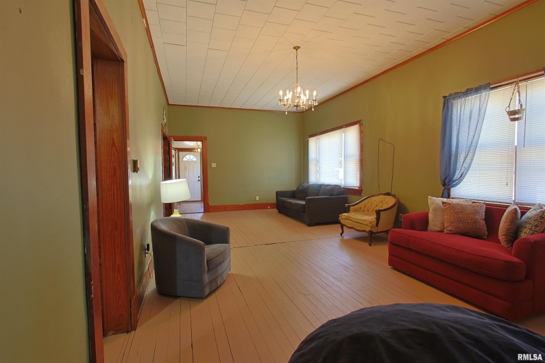 1020 16TH Street, Herrin, Illinois 62948, 2 Bedrooms Bedrooms, 0 ,1 BathroomBathrooms,Residential,For Sale,16TH,0,RMAEB459722