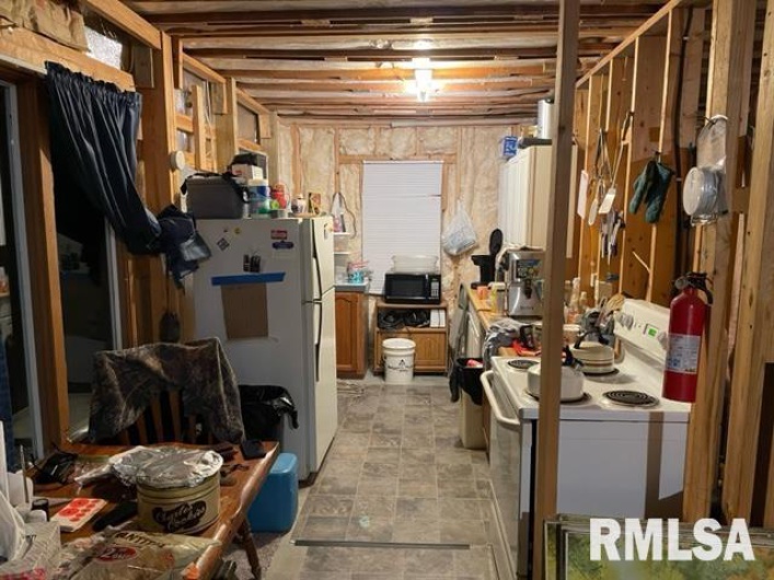 28 SIMPSON Lane, Elizabethtown, Illinois 62931, 2 Bedrooms Bedrooms, 0 ,1 BathroomBathrooms,Land,For Sale,SIMPSON,0,RMAQC4267361