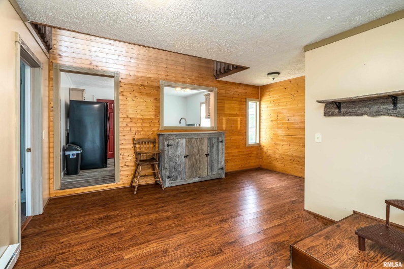 414 HUBBARD Avenue, Goreville, Illinois 62939, 3 Bedrooms Bedrooms, 0 ,1 BathroomBathrooms,Residential,For Sale,HUBBARD,0,RMAQC4267374