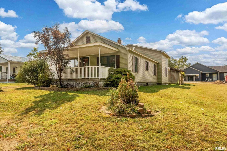 414 HUBBARD Avenue, Goreville, Illinois 62939, 3 Bedrooms Bedrooms, 0 ,1 BathroomBathrooms,Residential,For Sale,HUBBARD,0,RMAQC4267374