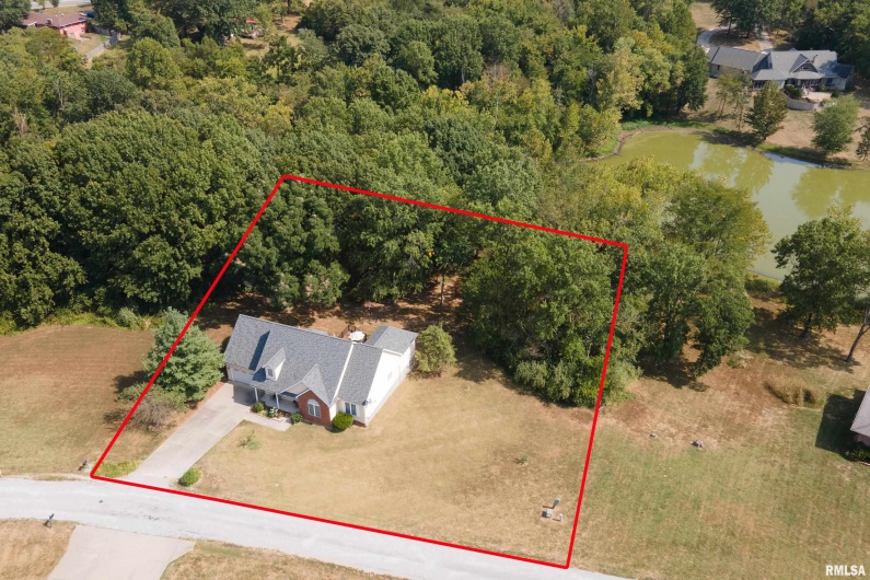 145 OAKVIEW Road, Carbondale, Illinois 62901, 4 Bedrooms Bedrooms, 0 ,3 BathroomsBathrooms,Residential,For Sale,OAKVIEW,0,RMAEB459742