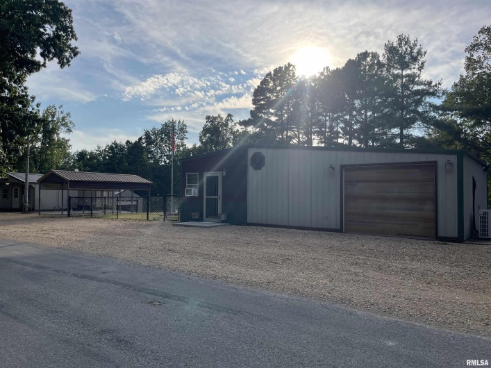 5435 HICKORY RIDGE Road, Pomona, Illinois 62975, 2 Bedrooms Bedrooms, 0 ,3 BathroomsBathrooms,Land,For Sale,HICKORY RIDGE,0,RMAEB459750