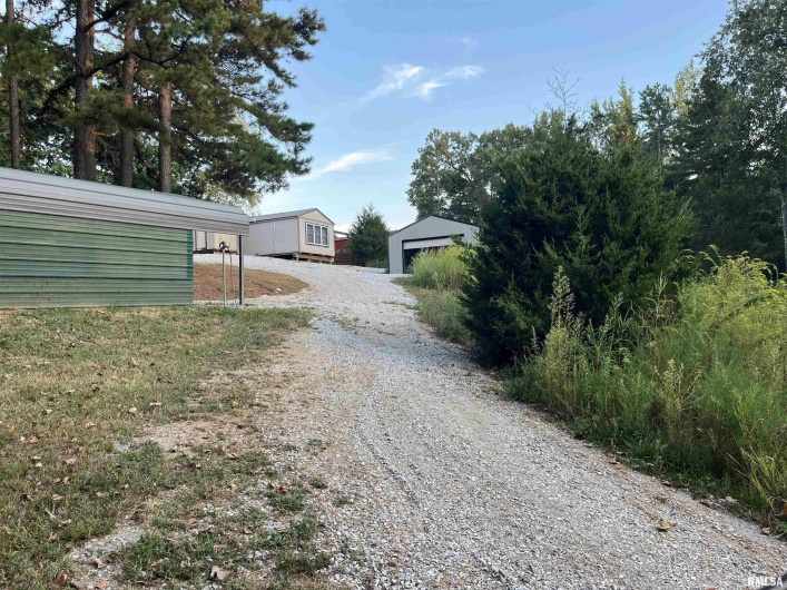 5435 HICKORY RIDGE Road, Pomona, Illinois 62975, 2 Bedrooms Bedrooms, 0 ,3 BathroomsBathrooms,Land,For Sale,HICKORY RIDGE,0,RMAEB459750