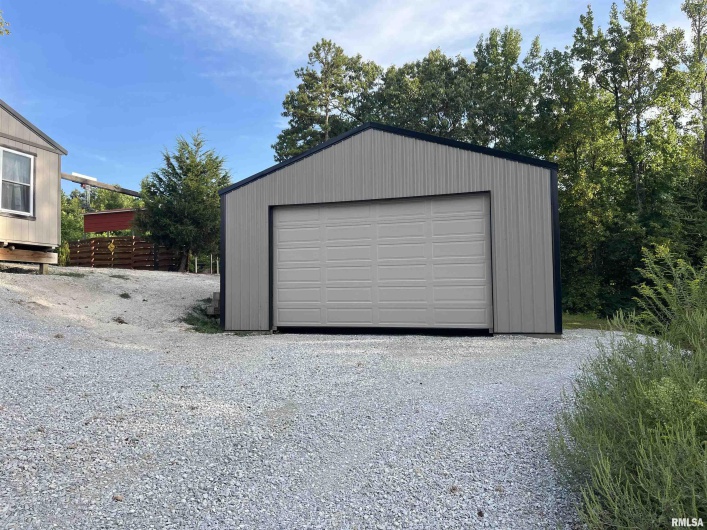 5435 HICKORY RIDGE Road, Pomona, Illinois 62975, 2 Bedrooms Bedrooms, 0 ,3 BathroomsBathrooms,Land,For Sale,HICKORY RIDGE,0,RMAEB459750