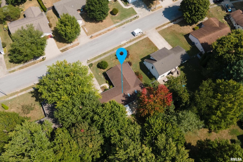 616 SURREY Lane, Carbondale, Illinois 62901, 4 Bedrooms Bedrooms, 0 ,2 BathroomsBathrooms,Residential,For Sale,SURREY,0,RMAEB459746