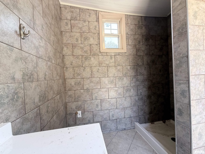 5435 HICKORY RIDGE Road, Pomona, Illinois 62975, 2 Bedrooms Bedrooms, 0 ,3 BathroomsBathrooms,Residential,For Sale,HICKORY RIDGE,0,RMAEB459748