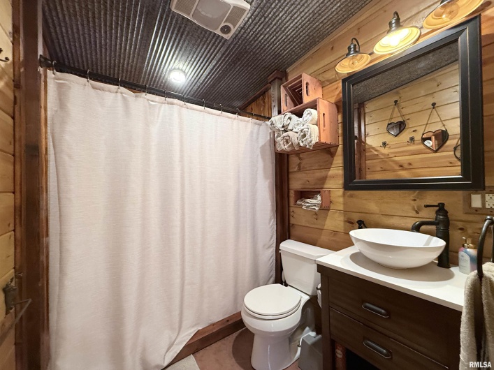5435 HICKORY RIDGE Road, Pomona, Illinois 62975, 2 Bedrooms Bedrooms, 0 ,3 BathroomsBathrooms,Residential,For Sale,HICKORY RIDGE,0,RMAEB459748