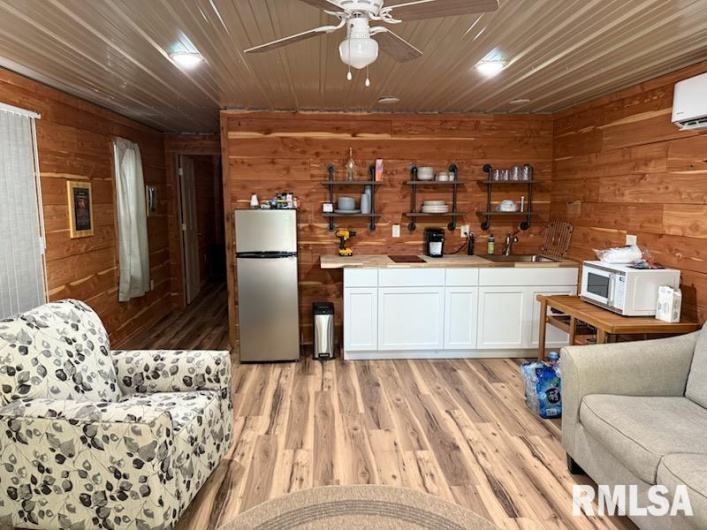 5435 HICKORY RIDGE Road, Pomona, Illinois 62975, 2 Bedrooms Bedrooms, 0 ,3 BathroomsBathrooms,Residential,For Sale,HICKORY RIDGE,0,RMAEB459748