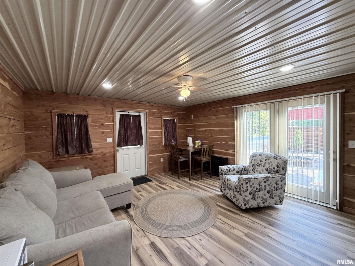 5435 HICKORY RIDGE Road, Pomona, Illinois 62975, 2 Bedrooms Bedrooms, 0 ,3 BathroomsBathrooms,Residential,For Sale,HICKORY RIDGE,0,RMAEB459748