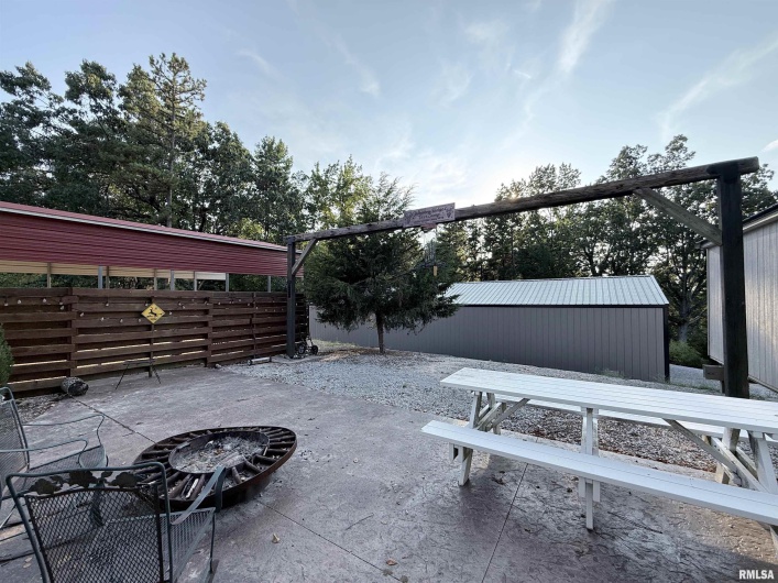 5435 HICKORY RIDGE Road, Pomona, Illinois 62975, 2 Bedrooms Bedrooms, 0 ,3 BathroomsBathrooms,Residential,For Sale,HICKORY RIDGE,0,RMAEB459748