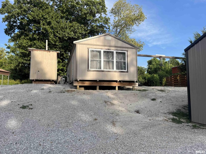 5435 HICKORY RIDGE Road, Pomona, Illinois 62975, 2 Bedrooms Bedrooms, 0 ,3 BathroomsBathrooms,Residential,For Sale,HICKORY RIDGE,0,RMAEB459748