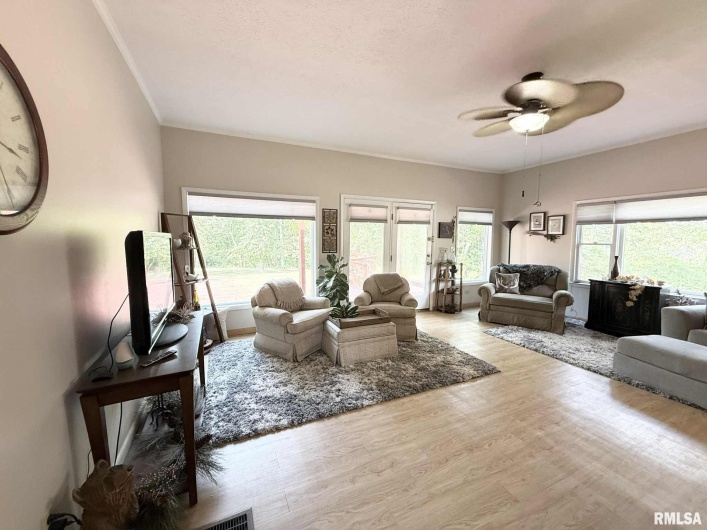 6584 GRAND Avenue, Carterville, Illinois 62918, 2 Bedrooms Bedrooms, 0 ,1 BathroomBathrooms,Residential,For Sale,GRAND,0,RMAQC4267423