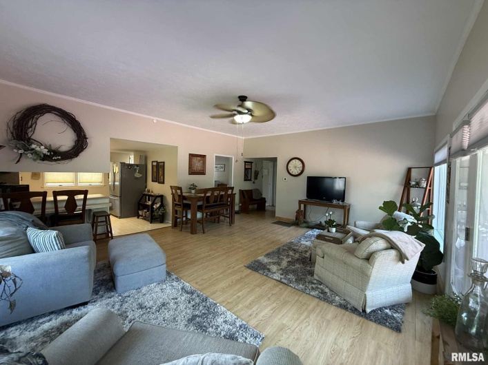 6584 GRAND Avenue, Carterville, Illinois 62918, 2 Bedrooms Bedrooms, 0 ,1 BathroomBathrooms,Residential,For Sale,GRAND,0,RMAQC4267423
