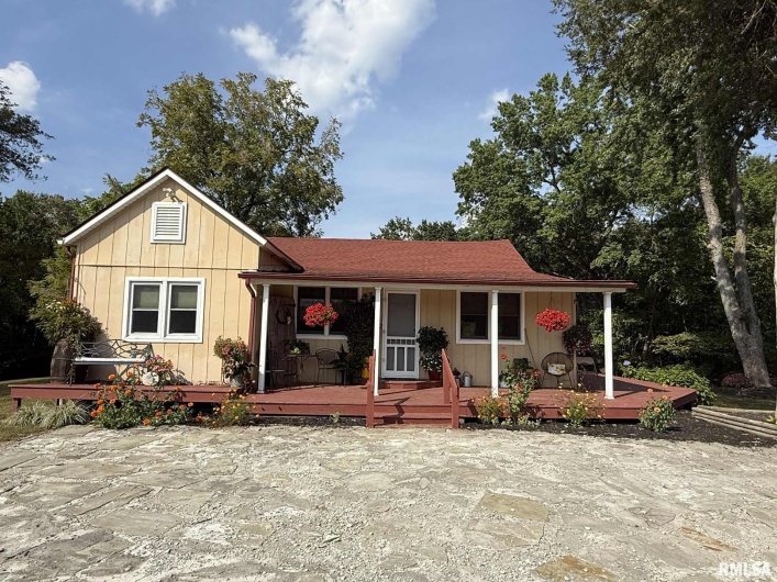 6584 GRAND Avenue, Carterville, Illinois 62918, 2 Bedrooms Bedrooms, 0 ,1 BathroomBathrooms,Residential,For Sale,GRAND,0,RMAQC4267423
