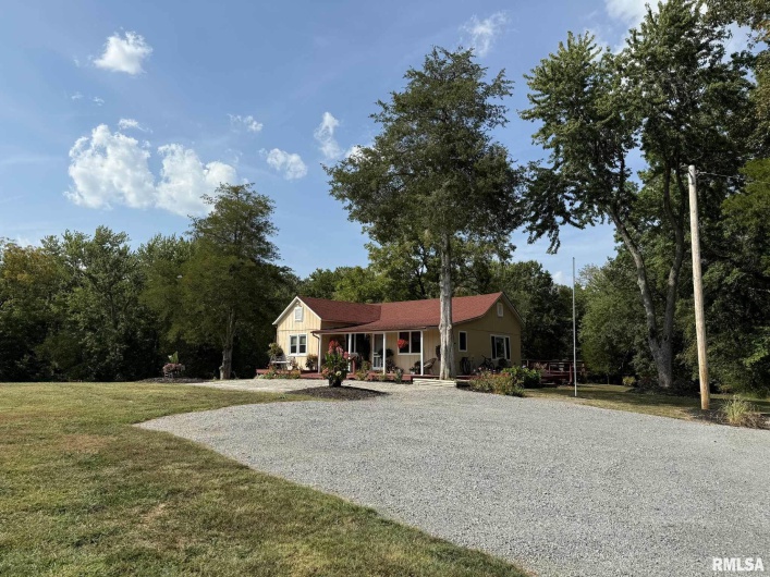 6584 GRAND Avenue, Carterville, Illinois 62918, 2 Bedrooms Bedrooms, 0 ,1 BathroomBathrooms,Residential,For Sale,GRAND,0,RMAQC4267423