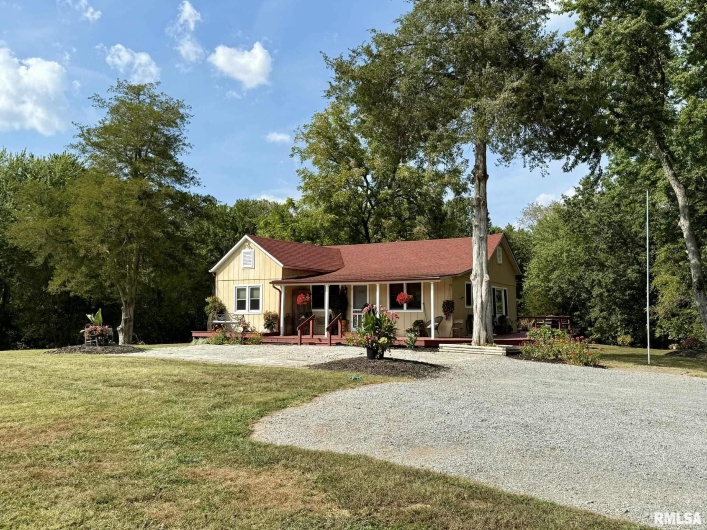 6584 GRAND Avenue, Carterville, Illinois 62918, 2 Bedrooms Bedrooms, 0 ,1 BathroomBathrooms,Residential,For Sale,GRAND,0,RMAQC4267423
