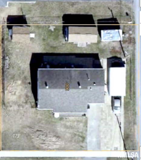 404 CARTER Street, Marion, Illinois 62959, 2 Bedrooms Bedrooms, 0 ,1 BathroomBathrooms,Residential,For Sale,CARTER,0,RMAQC4267428