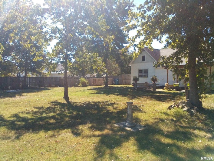 1008 SPENCE Street, Carterville, Illinois 62918, 3 Bedrooms Bedrooms, 0 ,1 BathroomBathrooms,Residential,For Sale,SPENCE,0,RMAEB459756