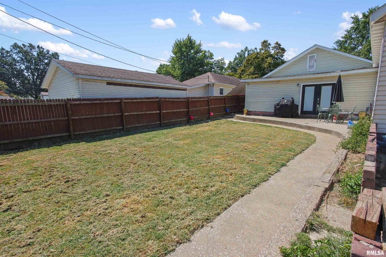 508 13TH Street, Herrin, Illinois 62948, 3 Bedrooms Bedrooms, 0 ,2 BathroomsBathrooms,Residential,For Sale,13TH,0,RMAEB459757
