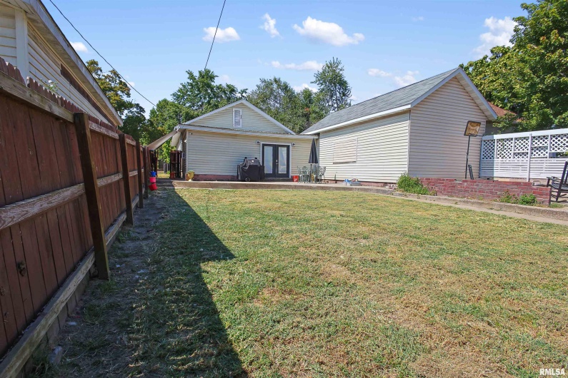 508 13TH Street, Herrin, Illinois 62948, 3 Bedrooms Bedrooms, 0 ,2 BathroomsBathrooms,Residential,For Sale,13TH,0,RMAEB459757