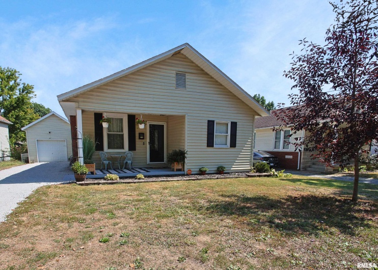 508 13TH Street, Herrin, Illinois 62948, 3 Bedrooms Bedrooms, 0 ,2 BathroomsBathrooms,Residential,For Sale,13TH,0,RMAEB459757