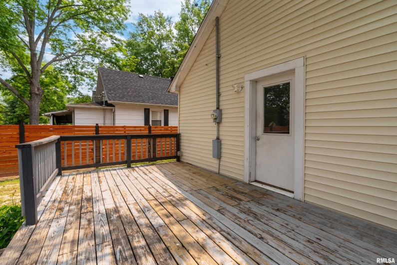 2112 HERBERT Street, Murphysboro, Illinois 62966, 3 Bedrooms Bedrooms, 0 ,1 BathroomBathrooms,Residential,For Sale,HERBERT,0,RMAEB458234