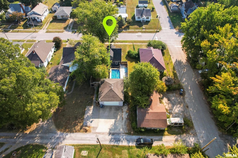 111 GRAND Avenue, Anna, Illinois 62906, 3 Bedrooms Bedrooms, 0 ,2 BathroomsBathrooms,Residential,For Sale,GRAND,0,RMAEB459761